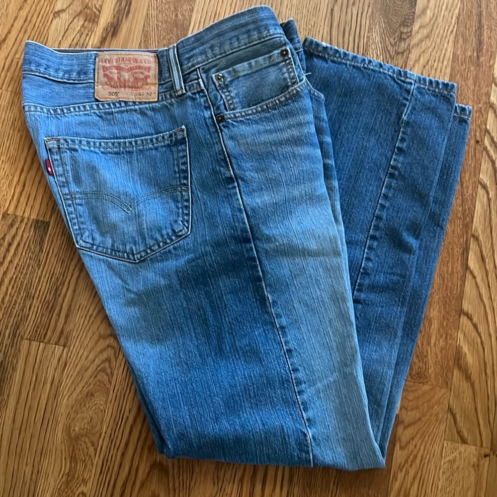 Levi’s  men’s jeans 505 34/32 soft excellent condition!